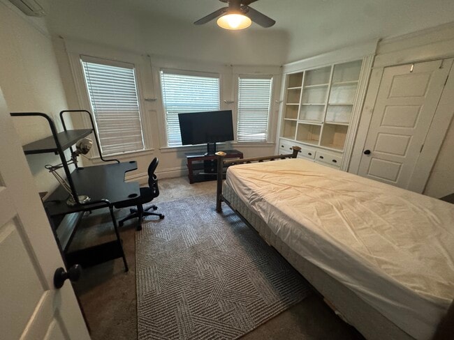 Photo - 102 W Fulton St Unit 102