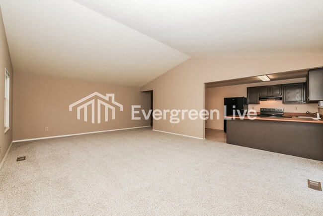 Photo - 4727 Stonehedge St