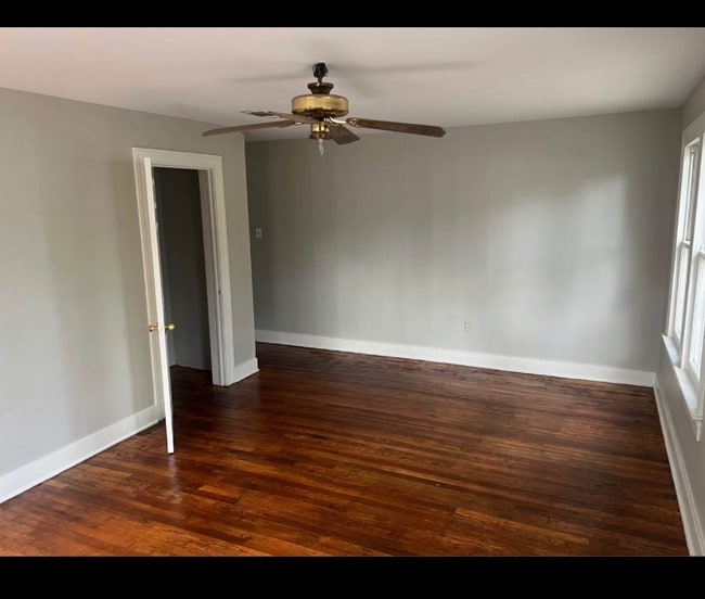 Photo - 5519 Lavey Ln