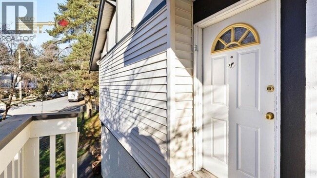 Photo - 912 Premier St