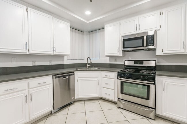 Photo - 4532 Murietta Ave