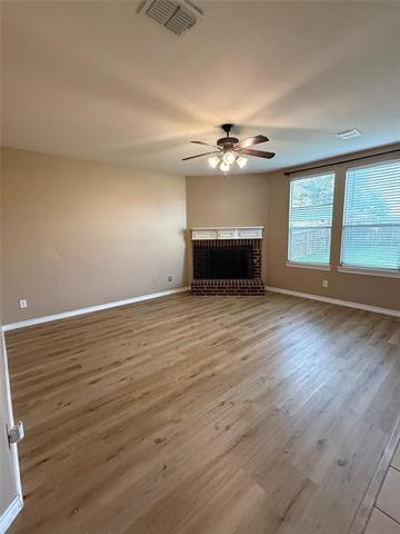 Photo - 2833 Shoreline Way