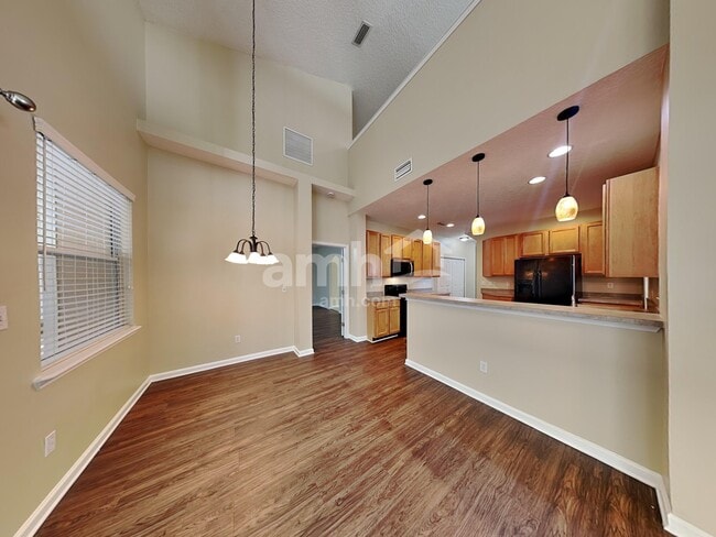 Photo - 2110 Thorn Hollow Ct