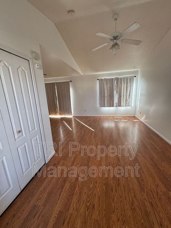 Photo - 2027 Birch Ave