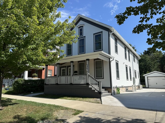 Photo - 407 E 8th St Unit A