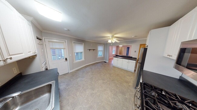 Photo - 346 Chelsea St Unit 1