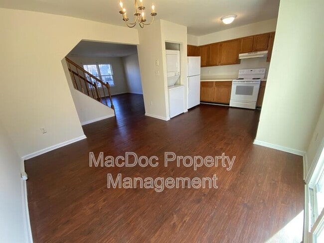 Photo - 3635 McDowell Ct