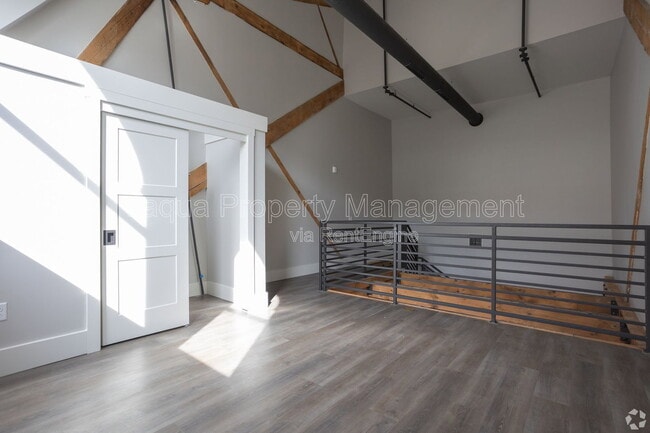 231 N Rose St Unit 110