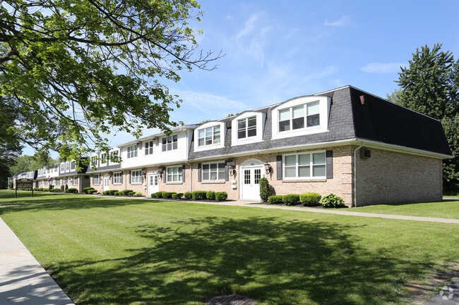 Photo - Sundridge Apartments