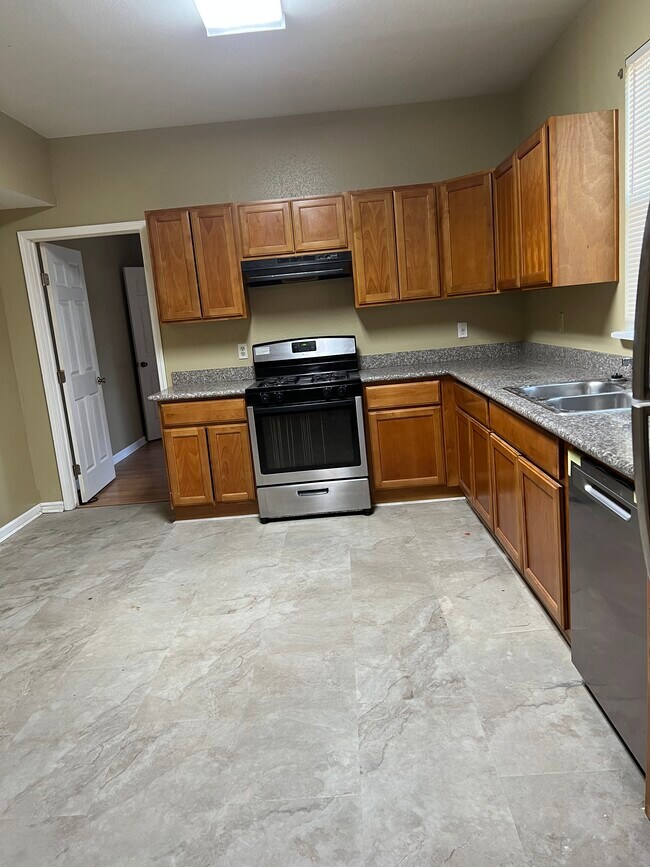 Photo - 3128 Louisiana Ave Pkwy