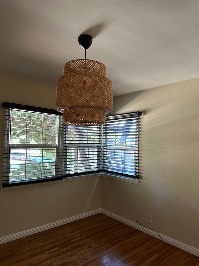 Photo - 2133 Glyndon Ave