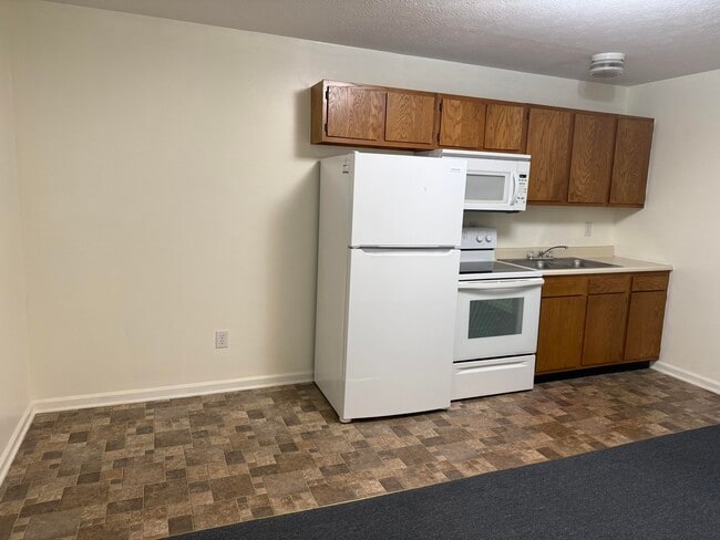 Photo - 419 Gibson Ln Unit 4