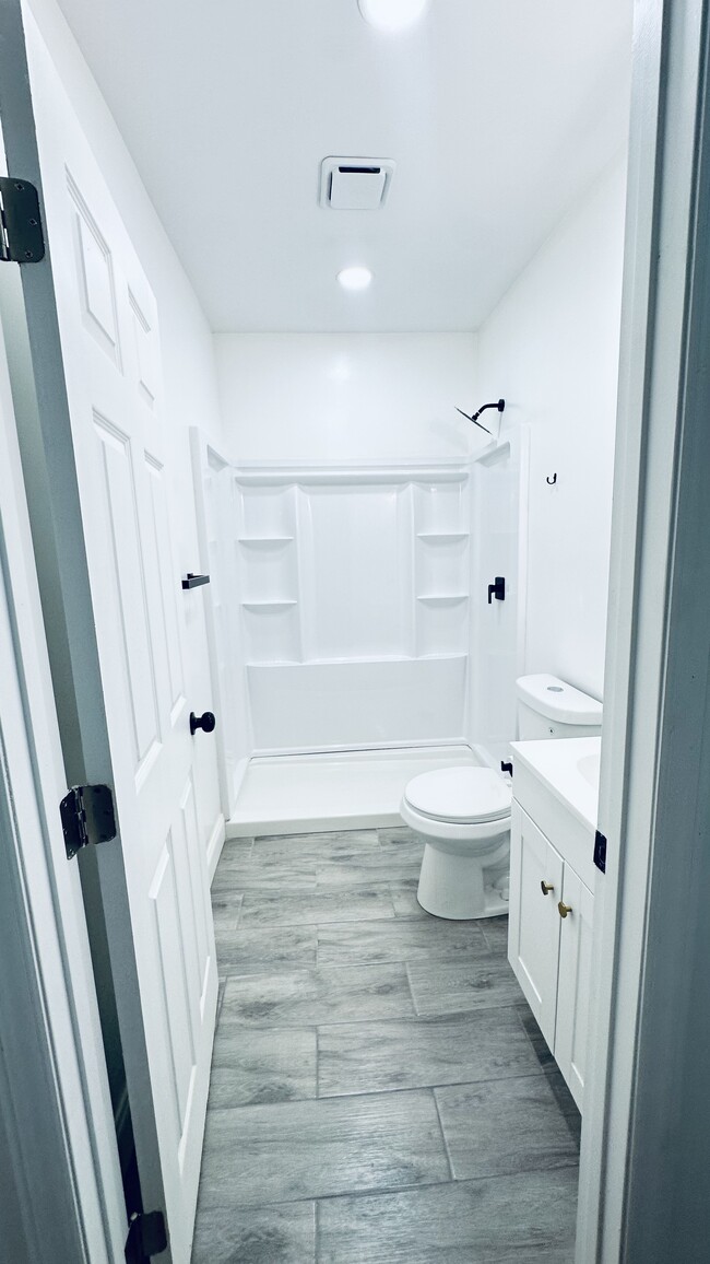 Full bathroom