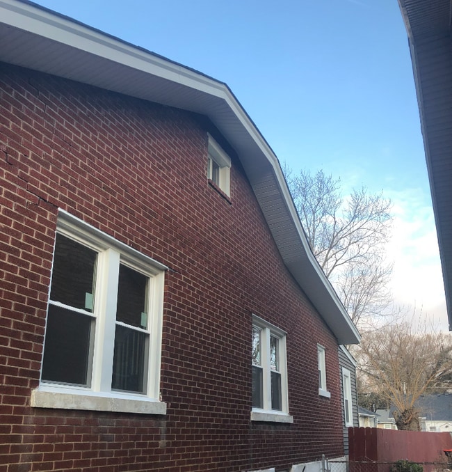321 Glendora Ave