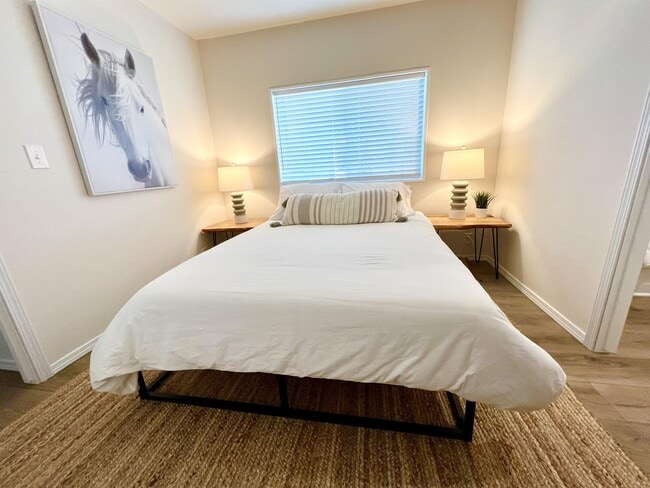 Photo - 127 Northside Dr