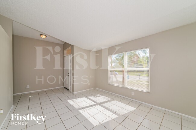 Photo - 6205 63rd Ave E