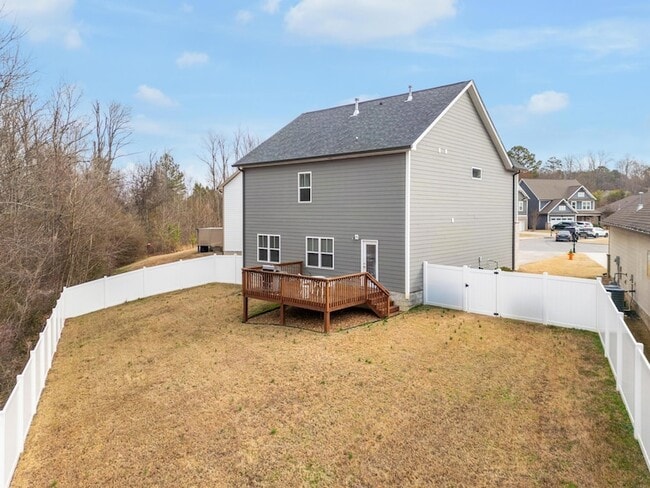 Photo - 1741 Timber Creek Rd NE