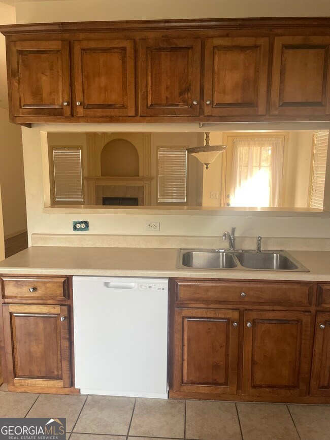 Photo - 1114 Southbend Dr