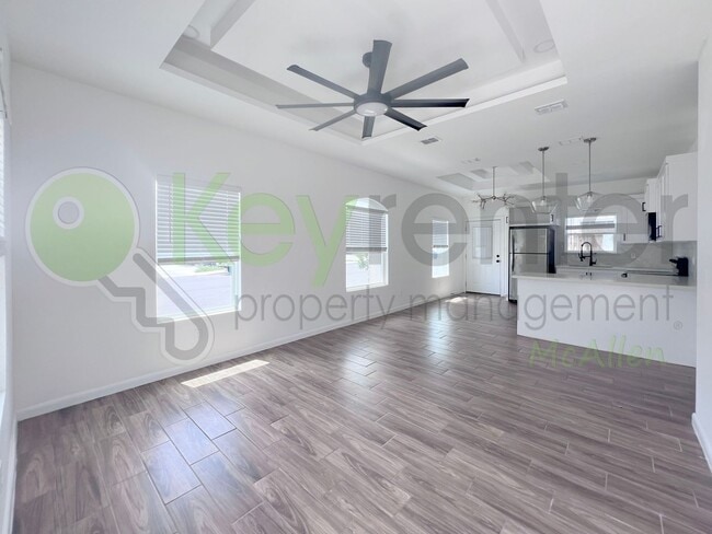 Photo - SUPER LOW PRICED - Like Brand New 2bed/2bath Apartment in Edinburg. Don't Miss Out!