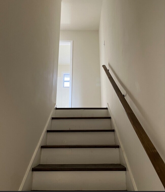 Photo - 2715 Dundeen St