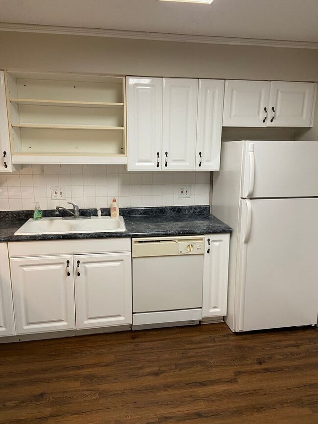 Photo - 611 W Madison St Unit 611 W Madison St