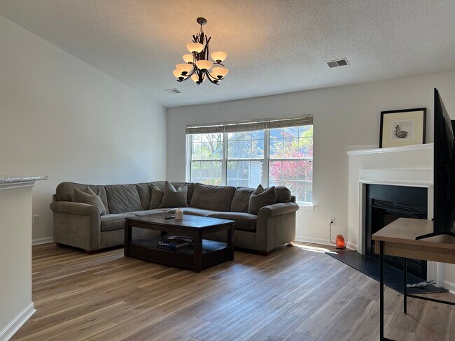 5343 Tidewater Dr