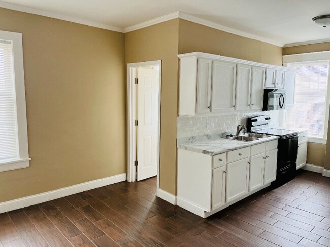 Photo - 107 S Knowles Ave Unidad 306