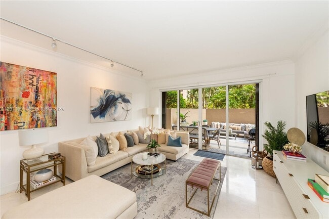 Building Photo - 201 Crandon Blvd Unit 138