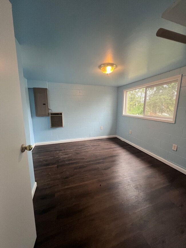 Photo - 1203 Roosevelt Blvd Unit B