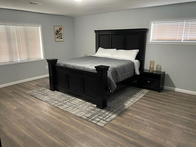 Photo - 1514 S McLean Blvd