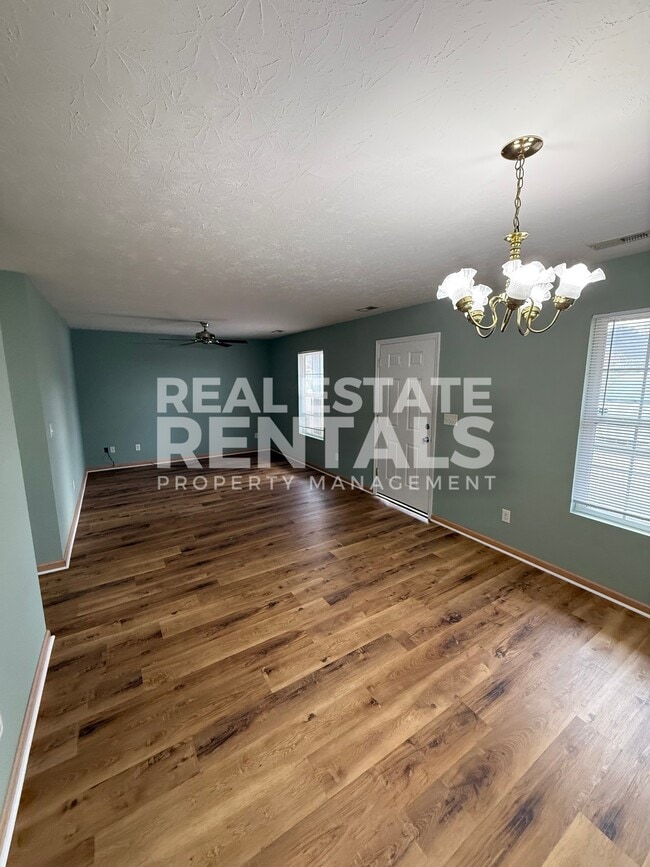 Photo - 1304 Pierce Ave