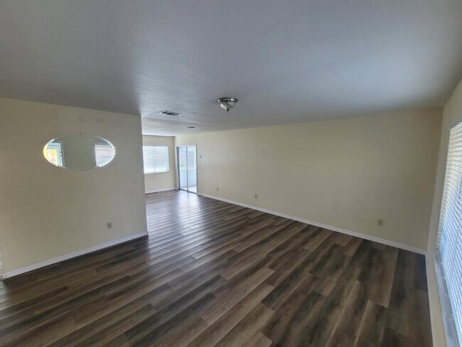 Photo - 4512 Nekoosa St