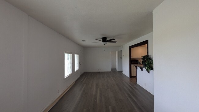 Photo - 4665 W Hedges Ave