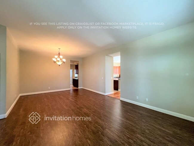 Photo - 1118 Lawrence Ln