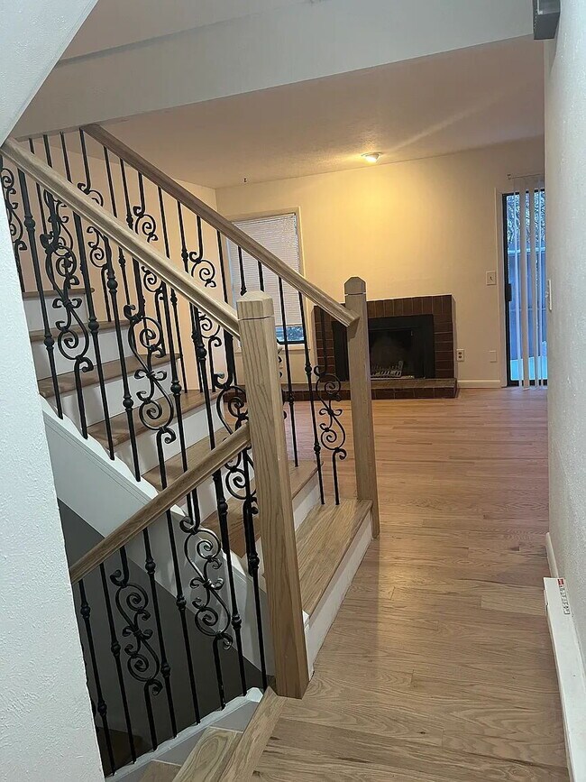 Photo - 3160 Eastwood Ct