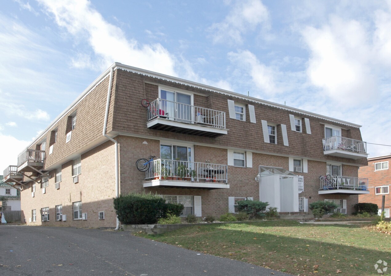 Lakeside Terrace - Lakeside Terrace Apartments