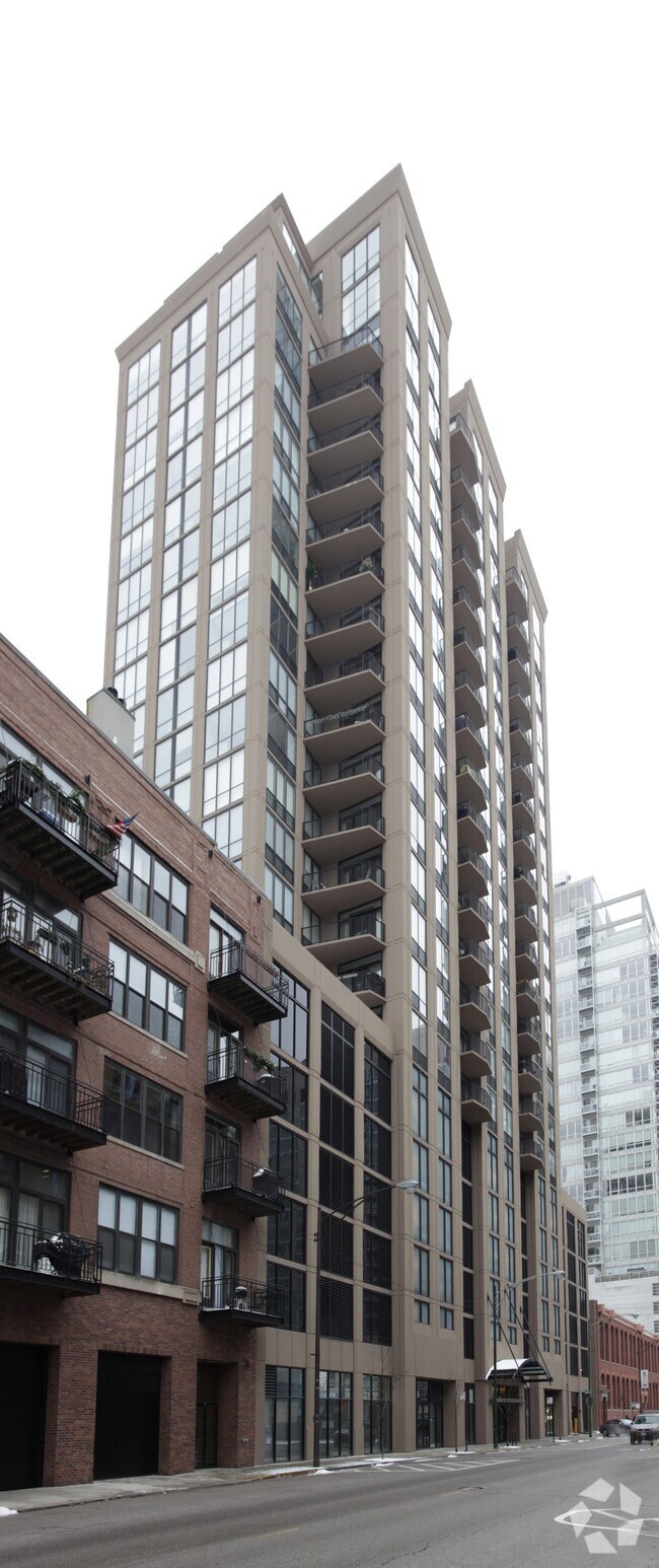 Photo - Erie Centre Tower