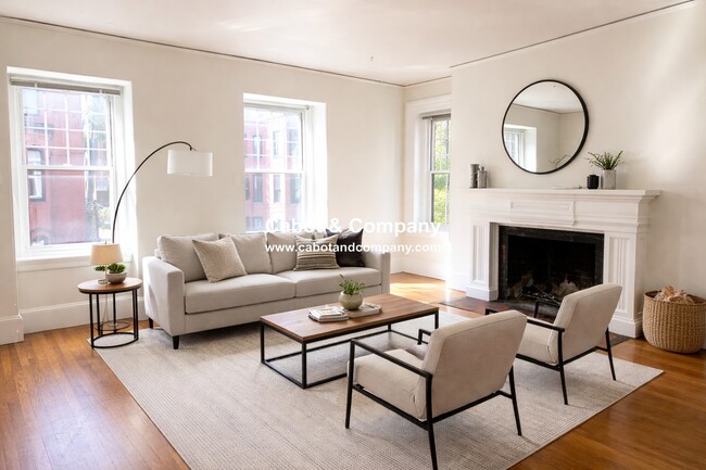 Building Photo - 12 Fairfield St Unit 2A