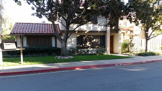 Building Photo - 295 Pimlico Dr Unit NA Rental