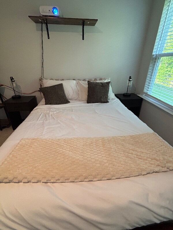 Photo - 125 E Sunrise Ln