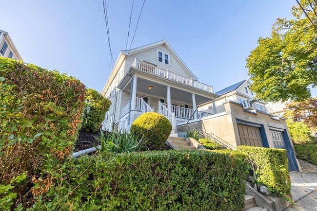 Photo - 35 Hosmer St Unit 1