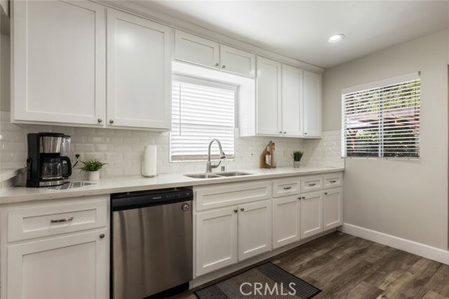 Photo - 923 N Mentor Ave