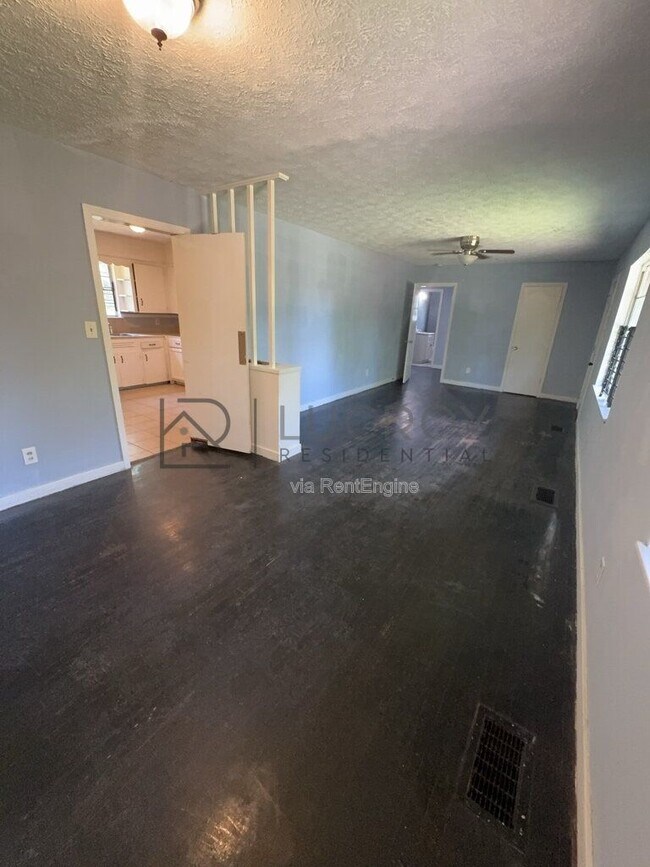Photo - 1339 Maria Dr