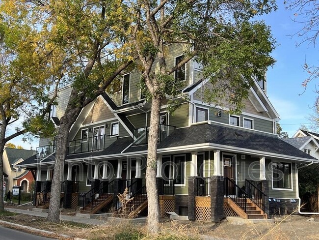 Photo - 8719-8110 110 St NW