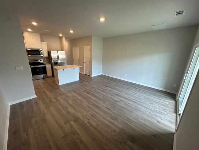 Photo - 812 Quinn Dr