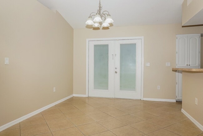 Photo - 96 Allworthy St
