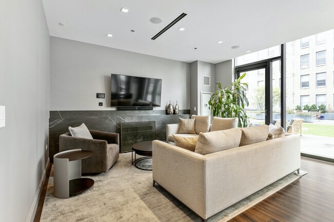 2950 North Sheridan