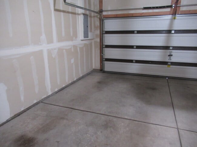 Photo - 5313 Prominence Point