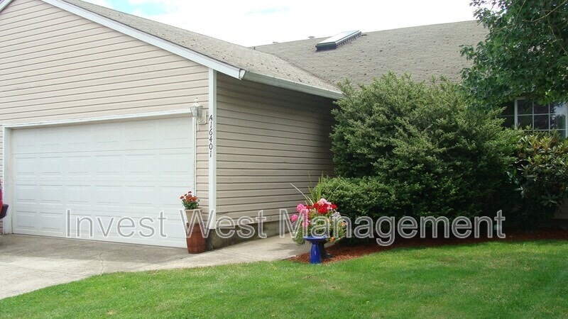 Photo - 16401 NE 8th St