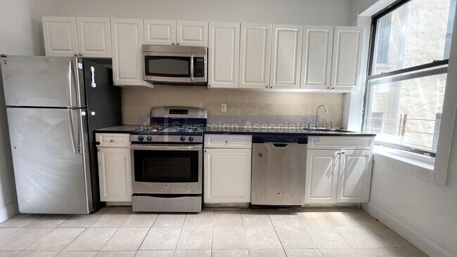 Photo - 270 Fort Washington Avenue Unit 45